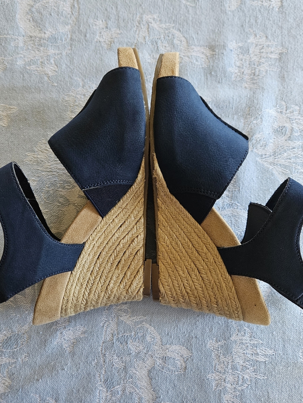 Aerosoles Espadrille Navy Wedge Sandals-with Adjustable Straps Size 8.5 - Picture 5 of 8